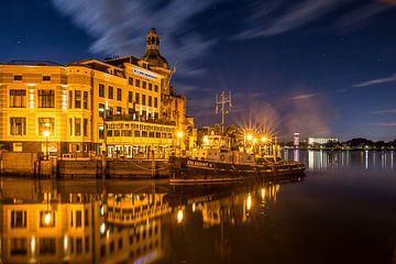 Hotel Bellevue in Dordrecht by Petra Brouwer