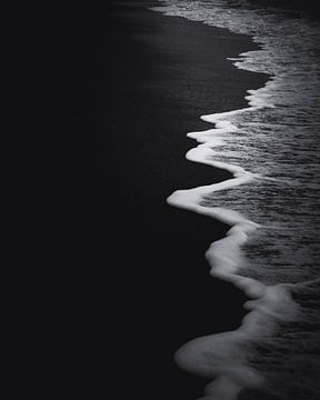 Black beach van Sandra Hazes