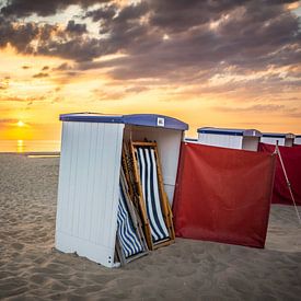 Coucher de soleil sur la plage de Katwijk sur Hanno de Vries