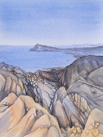 La côte rocheuse et la Méditerranée paisible