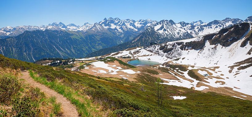 trail to lake Schlappoldsee, Fellhorn mountain, allgau alps by SusaZoom