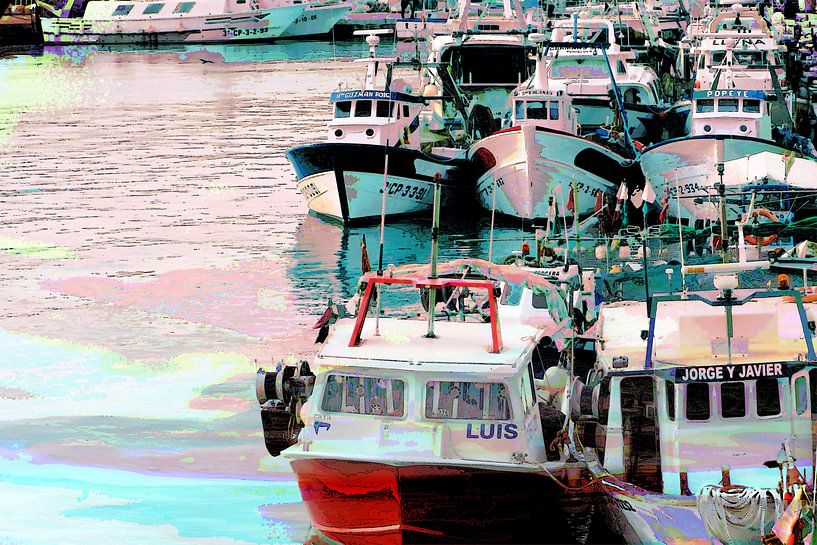 Fischkutter im Hafen bei Sonnenuntergang von Peter Norden