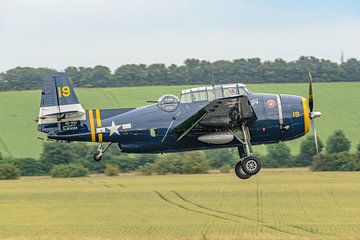 Grumman TBM-3R Avenger in actie. van Jaap van den Berg