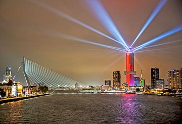 Rotterdam Skyline, lichtshow Zalmhaventoren oplevering van Frank de Roo