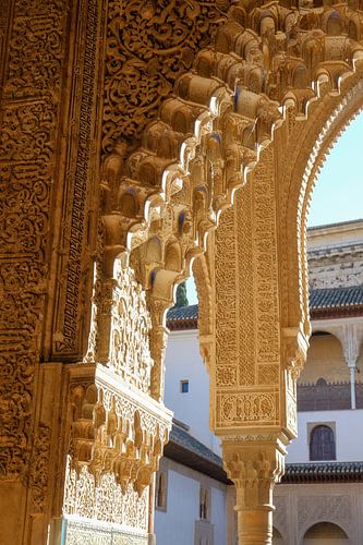 Alhambra detail by Arno Maetens
