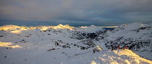 Een winterpanorama in het skigebied van Obertauern van Christa Kramer