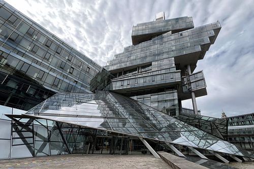 Der Nord/LB Gebäude in Hannover van Wil Crooymans