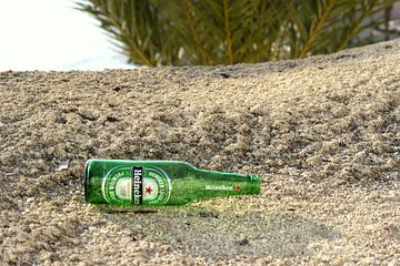 Heineken flesje in Benidorm van Lukas van der Burg