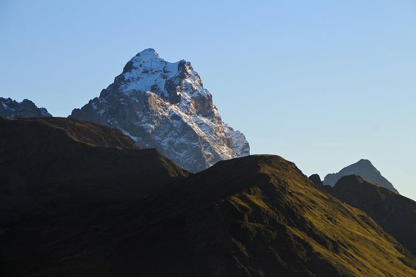 Bruto Windgällen - Glarus Alpen Zwitserland van Tobias Majewski