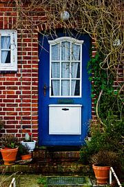 Entrance door on Sylt 5 by Norbert Sülzner