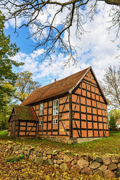 Historisches Haus in Carwitz in der Feldberger Seenlandschaft von Rico Ködder