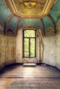 Een Kleine Kapel van Roman Robroek - Foto's van Verlaten Gebouwen