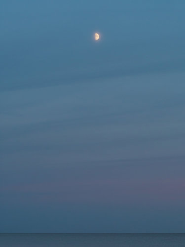 The Moon Over the Channel