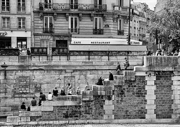 Parijs - Trappenterras aan de oevers van de Seine