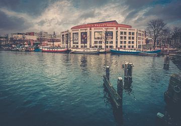 Stopera auf der Amstel