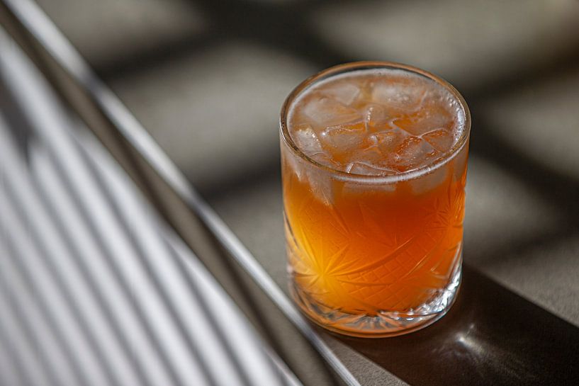 Sunshine and Citrus: A Perfect Cocktail by Jos Elve