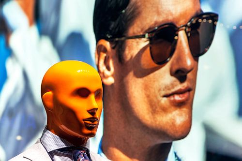 Orange mannequins in Groningen