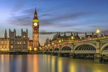 Westminster Bridge en de Big Ben  van Bert Buijsrogge
