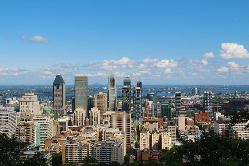 Montreal by Hello Pompoyo