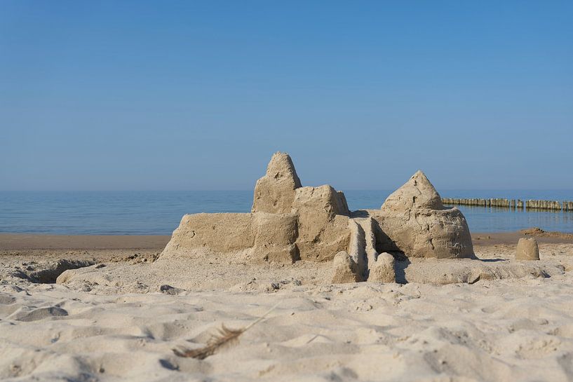 Château de sable sur la côte de la mer Baltique par Heiko Kueverling