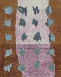 Art abstrait avec des formes en bleu et en gris sur du violet, du lilas, du brun rouille et du terra. sur Dina Dankers