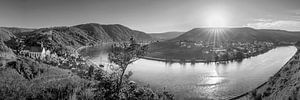 Beilstein Moselschleife in schwarz-weiß