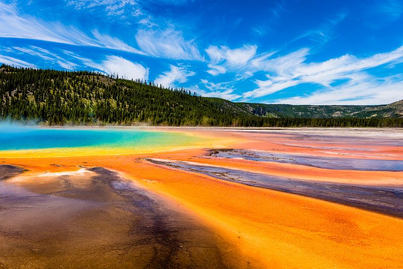 Kleurenpracht van de Grand Prismatic Spring van Alexander Mol