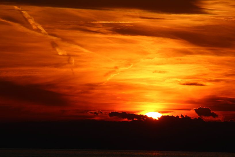  Sky on fire von Ruud Cloosterman