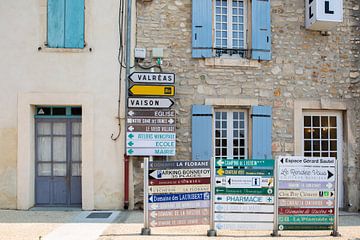 france, paysage urbain français, la France, noms de rues, signalisation sur M. B. fotografie