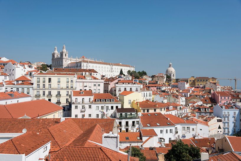 panorama of old  lisbon old town von ChrisWillemsen