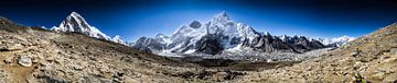 Mount Everest Panorama   van Björn Jeurgens