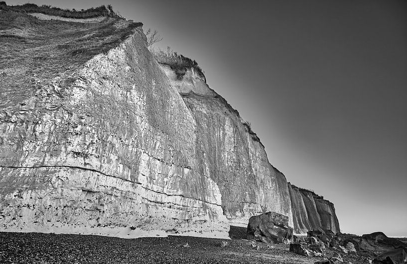 Noir et blanc ; Paysage blanc de Normandie par Paul Delaet