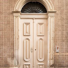 Portuguese door in Coimbra by Paula Romein