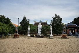 Van Duc Pagoda and its central Buddha by Frank Photos