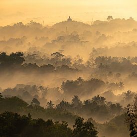 Ein magischer Morgen in Indonesien von Marco Schep