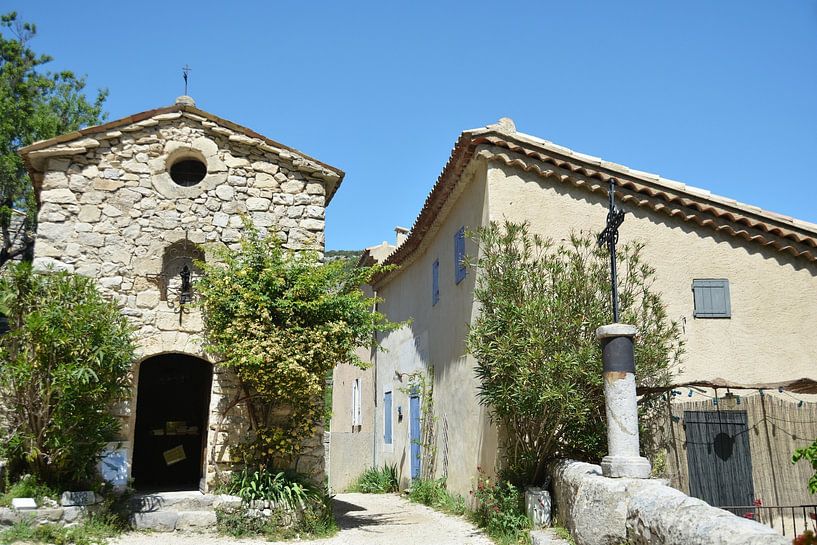 Vaison-la-Romaine, Ruinen und gepflasterte Straßen von Frank Photos