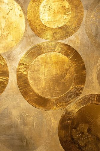 Gouden cirkels op neutrale achtergrond