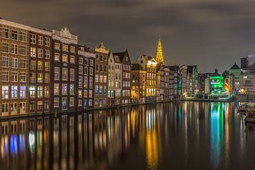 Damrak in Amsterdam in de avond - 2 van Tux Photography