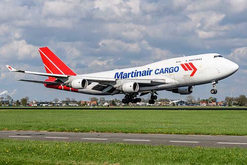 Martinair Cargo Boeing 747 landt op de Polderbaan.