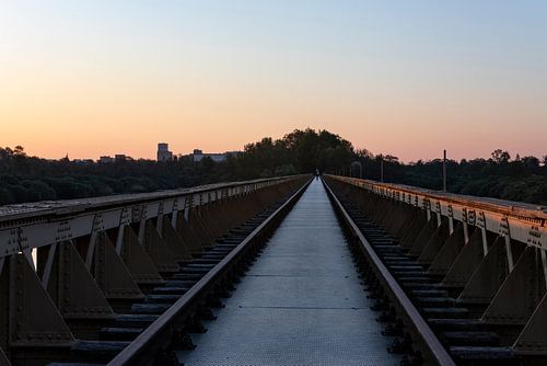 Une connexion sans fin : le pont vers demain sur Karin van Es