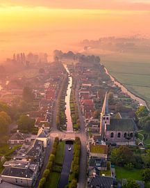 IJlst bei Sonnenaufgang - Friesische Elf-Stadt im sanften Morgenlicht von Ewold Kooistra