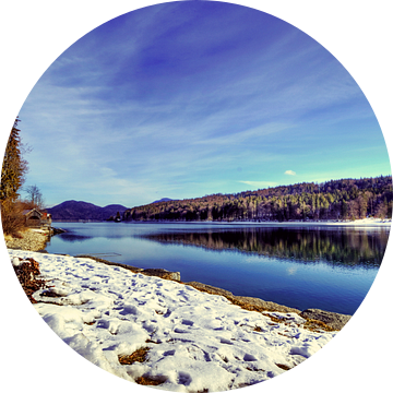 Winterse Opper-Beieren aan de Walchensee van Roith Fotografie