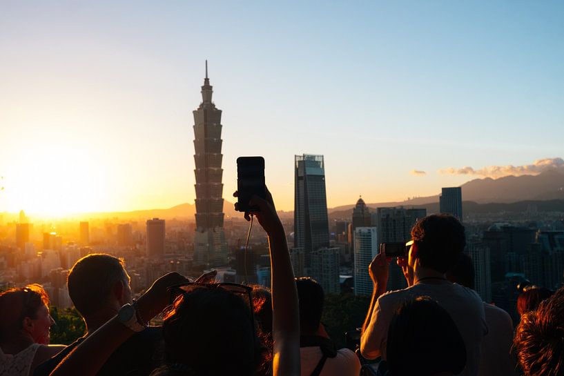 Taipei by Hello Pompoyo
