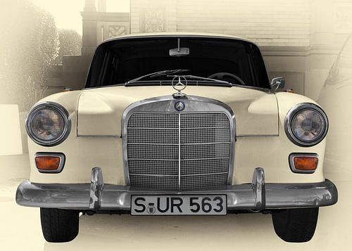 Mercedes-Benz 190 W 110