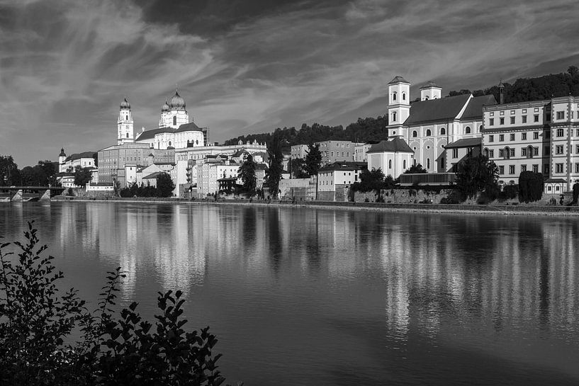 Passau Oude Stad zwart-wit van Frank Herrmann