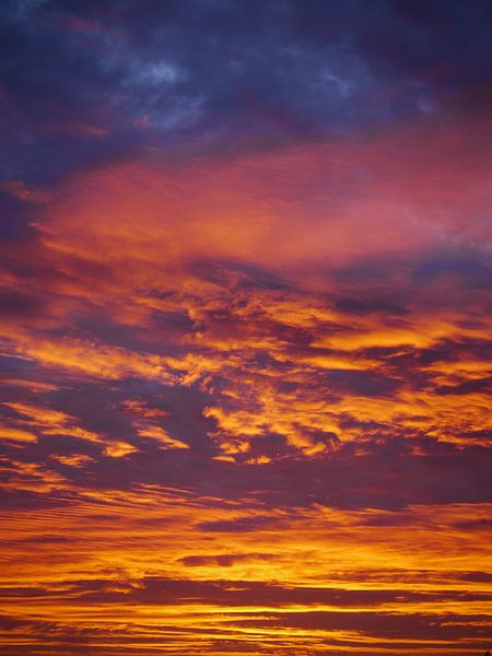 Himmel Orange Blau von Anouk Beunen