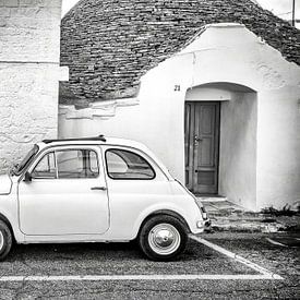FIAT 500 à Alberobello sur Ron van der Stappen