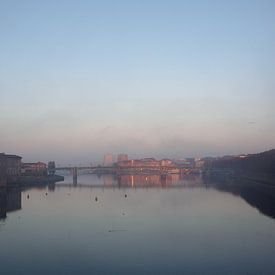 Le Garonne from Le Pont Neuf, Toulouse. by Peter Zeedijk