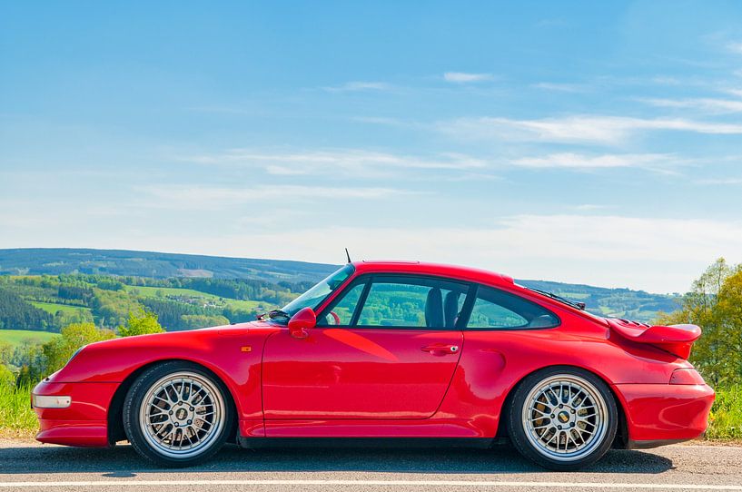 Porsche 911 Turbo in een landelijk landschap van Sjoerd van der Wal Fotografie
