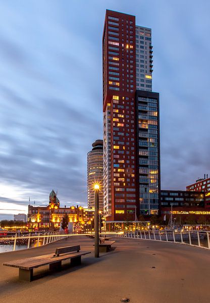 Rotterdam by night by René Groeneveld